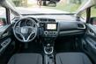 Revisión del hatchback compacto actualizado Honda Jazz foto 3