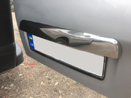 Nissan NV300/Primastar 2016- Moldura de acero inoxidable sobre la matrícula foto 4
