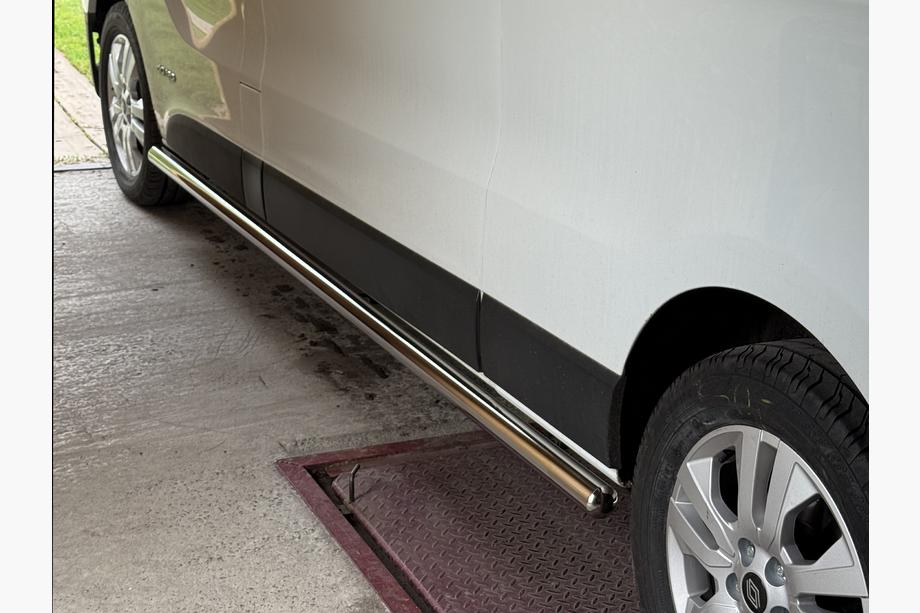 Nissan NV300/Primastar 2016- Tubos Laterales (2 uds., Acero Inoxidable) 70 mm, batalla larga Foto 7