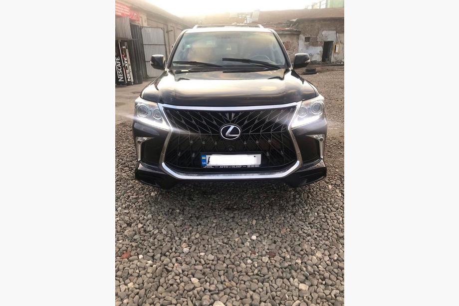 Lexus LX570/450d 2008-2022 Parachoques delantero para 2008-2015 estilo restyling (imprimado para pintar) Negro Foto 8