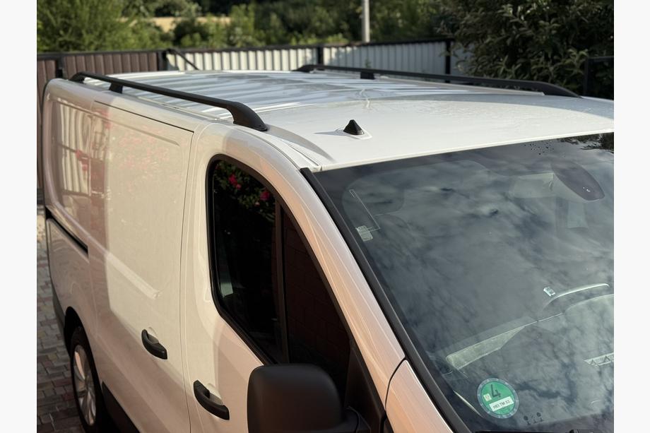Nissan NV300/Primastar 2016- Barras de Techo Negras Foto 5