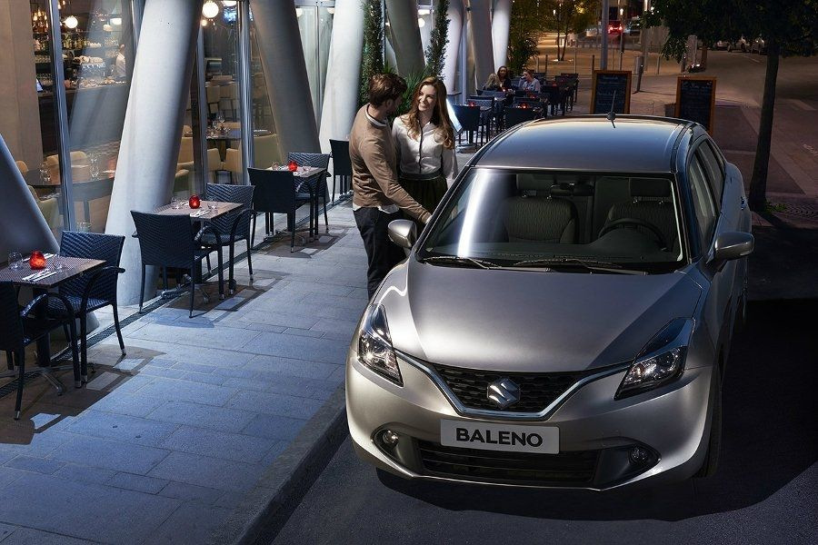 Revisión de hatchback de cinco puertas Suzuki Baleno