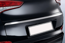 Hyundai Tucson TL 2016-2021 Moldura cromada sobre la matrícula (2015–2018, superior, estrecha, acero inoxidable) OmsaLine - Acero Inoxidable Italiano foto 1