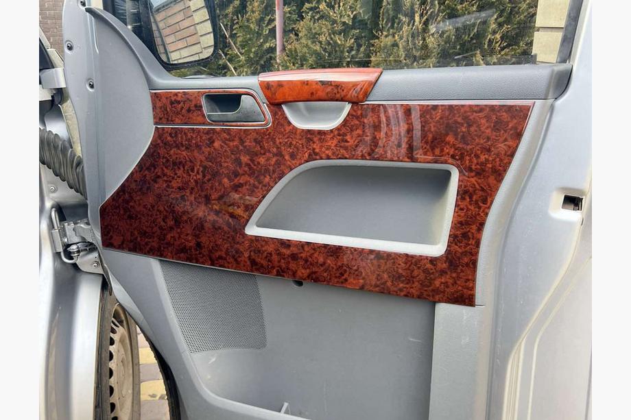 Volkswagen T5 2010-2015 Cubiertas para paneles de puerta Madera Foto 2