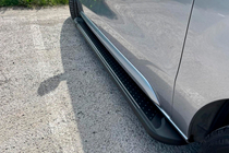 Peugeot Expert 2017- Estribos Laterales Allmond Black (2 uds., Aluminio) foto 2