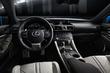 El examen de un coupé deportivo de Lexus RC F foto 4