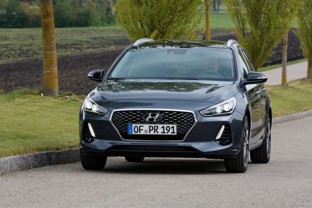 El examen de camioneta Hyundai i30 Wagon de tercera generación