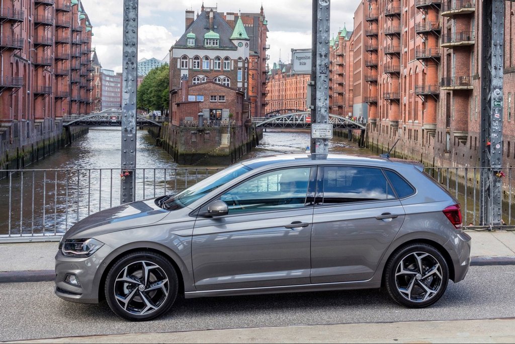 La sexta generación del Volkswagen Polo hatchback