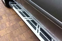 Mitsubishi Pajero Sport 2008-2015 Estribos Laterales Sunrise (2 uds., Aluminio) foto 2