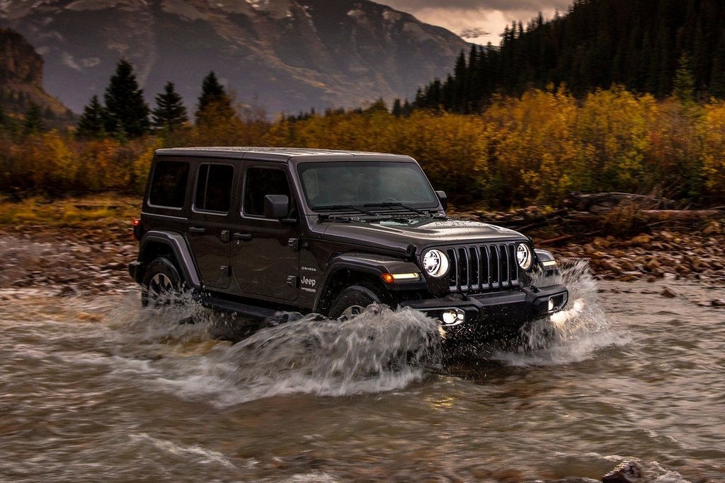 Mueble suv Jeep Wrangler de cuarta generación