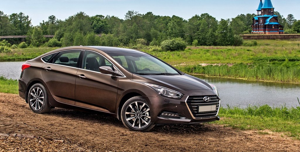 Sedán rediseñado modelo Hyundai i40