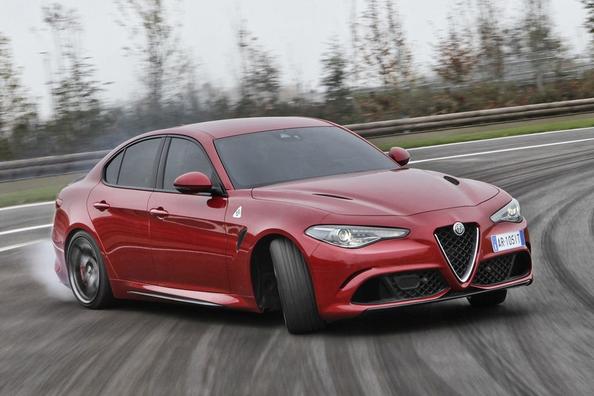 El examen de la berlina de Alfa Romeo Giulia