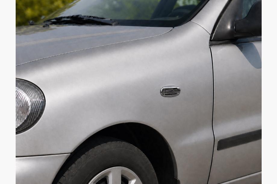 Daewoo Lanos 1998-2017 Rejilla para intermitente lateral Oval (2 uds, ABS) Image
