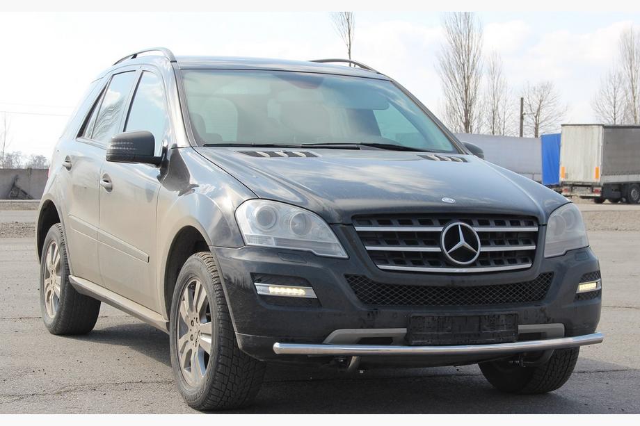Mercedes ML W164 2005-2011 Defensa Delantera ST008 (Acero Inoxidable) Foto 2