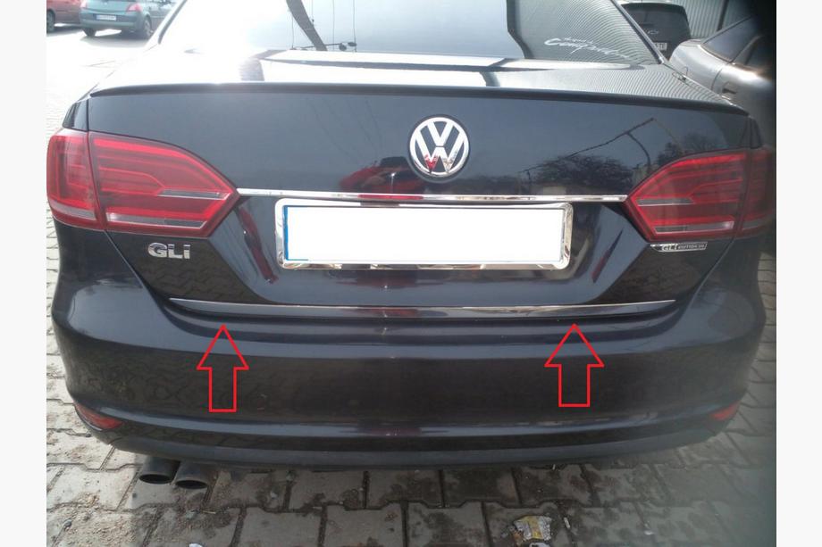 Volkswagen Jetta 2011-2018 Moldura maletero acero inoxidable Image
