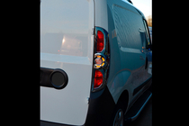 Opel Combo 2012-2018 Molduras para pilotos traseros (2012-2015, 2 uds, plastico) foto 5