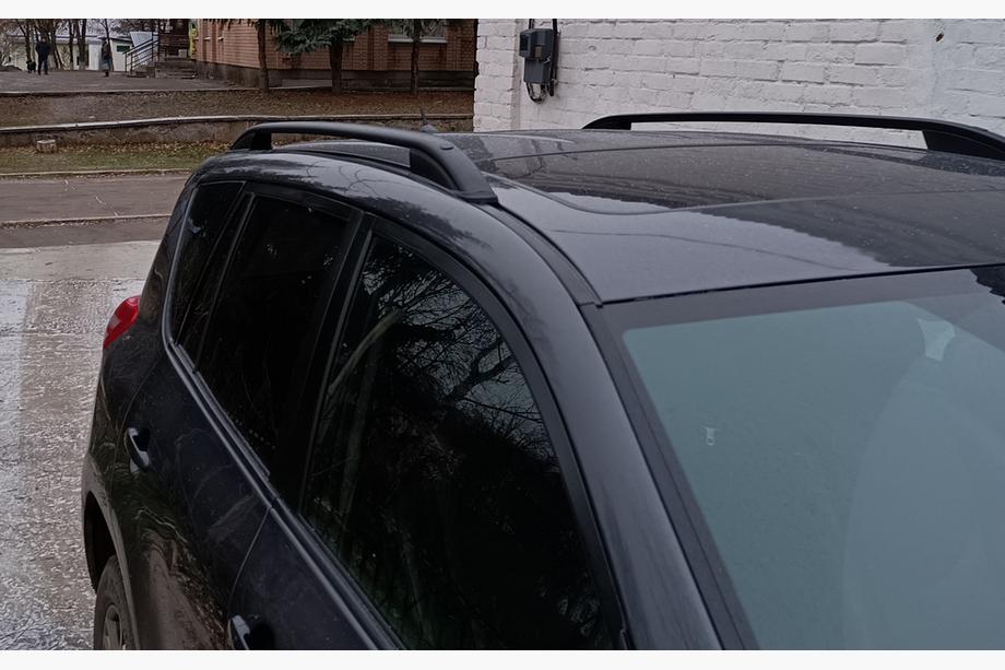 Toyota Rav 4 2006-2013 Barras de techo Skyport (negras) Batalla Corta Foto 9