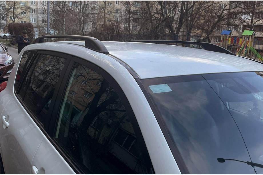 Toyota Rav 4 2006-2013 Barras de techo Skyport (negras) Batalla Corta Foto 8