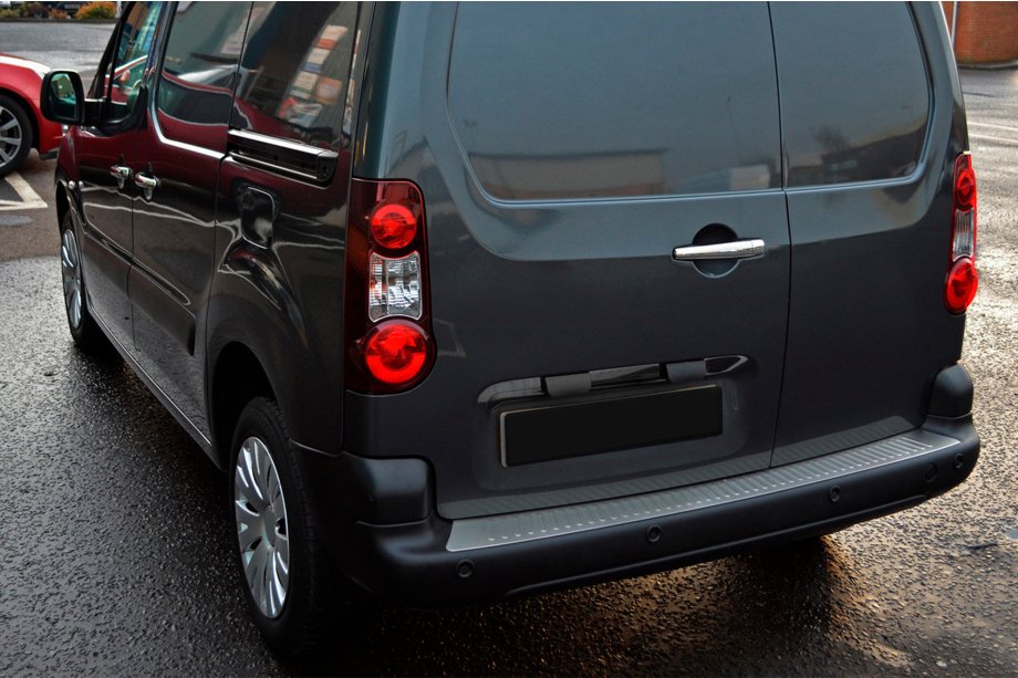 Citroen Berlingo 2008-2018 Protector de parachoques trasero Omsa Line (acero inoxidable) Foto 4