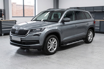 Skoda Kodiaq 2016-2023 Estribos Laterales Sunrise (2 uds., Aluminio) foto 1