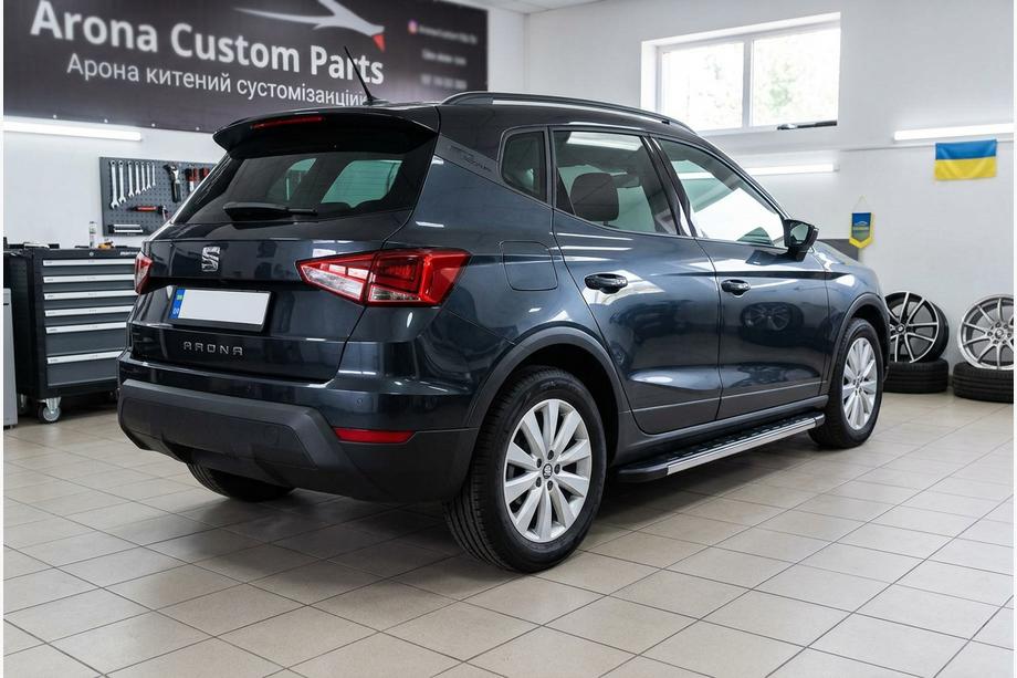 Seat Arona 2017- Estribos Laterales Duru (2 uds., Aluminio) Image