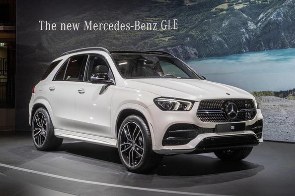 Canje para el cruce de Mercedes-Benz GLE de la nueva generación Foto 2