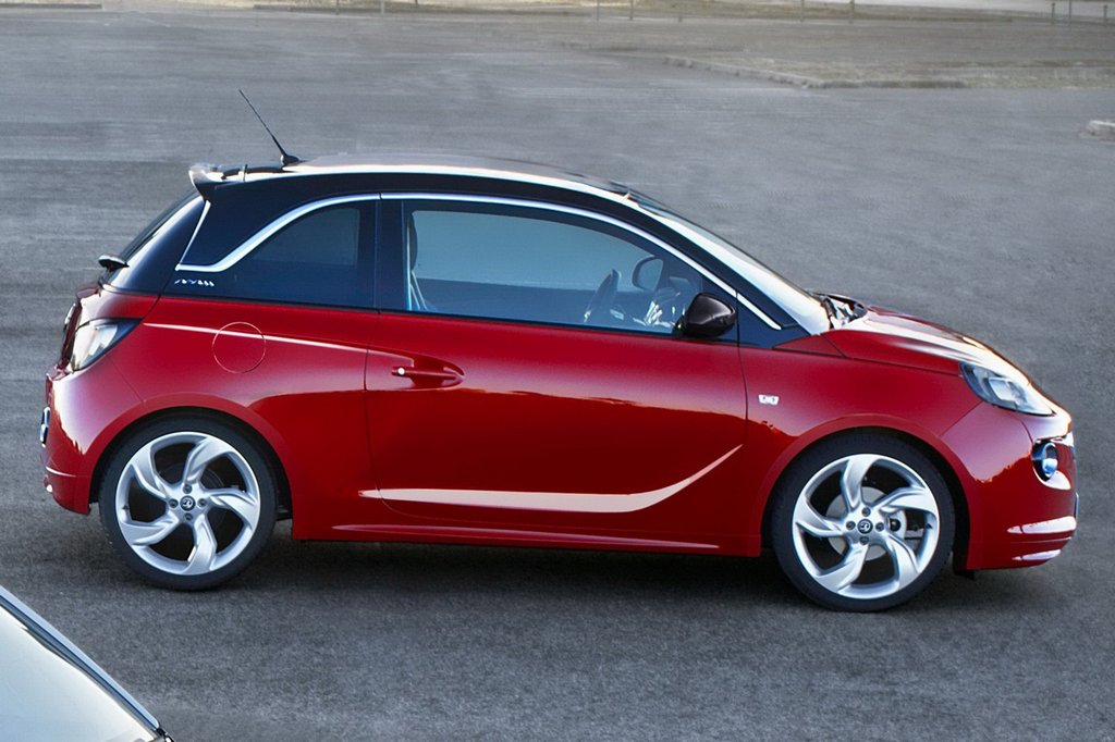 Revisión del hatchback subcompacto Opel Adam