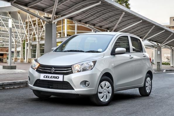 Revisión del hatchback compacto Suzuki Celerio Foto 9
