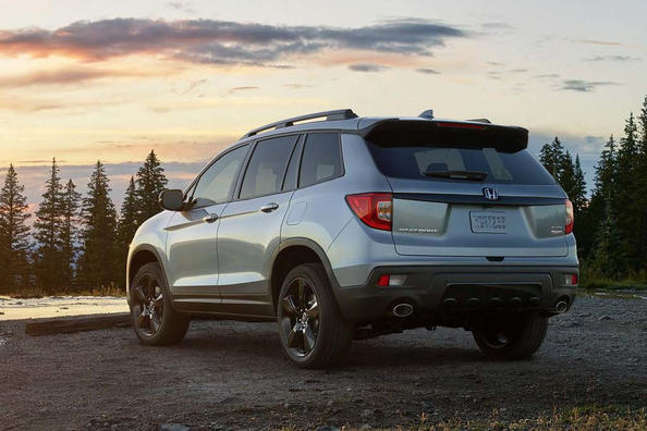 El examen crossover de Honda Passport Foto 8