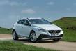 Revisión de la versión todoterreno del Volvo V40 Cross Country hatchback foto 7
