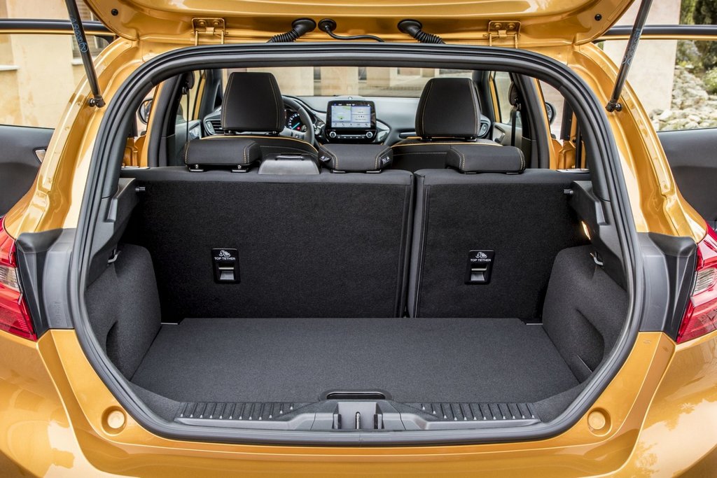 Revisión de la versión crossover del hatchback Ford Fiesta Active