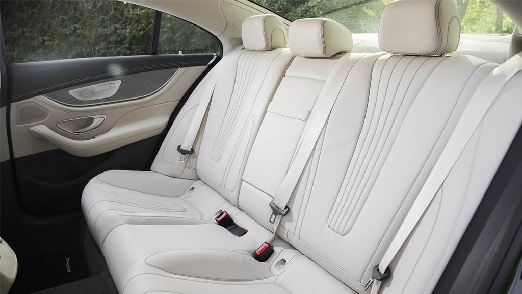 La nueva generación del cupé de cuatro puertas Mercedes-Benz CLS-Class