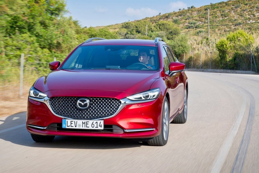 Revisión actualizada de camioneta Mazda 6 SW