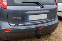 Nissan Note 2004-2012 Moldura de maletero acero inoxidable foto 1
