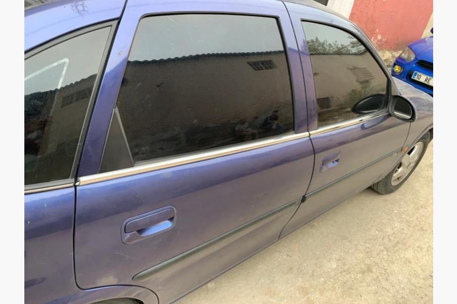 Opel Vectra B 1995-2002 Molduras de ventanas acero inoxidable (4 uds) Image