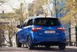 Revisión de la modificación híbrida del Toyota Yaris Hybrid hatchback foto 10