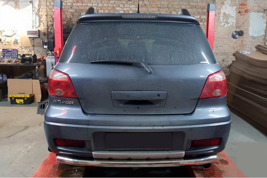 Mitsubishi Outlander 2001-2006 Barra Trasera AK002/2 (Acero Inoxidable) Image