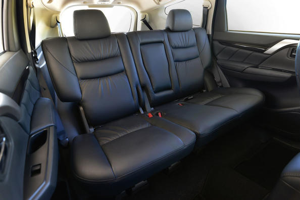 La tercera generación del todoterreno Mitsubishi Pajero Sport Foto 7