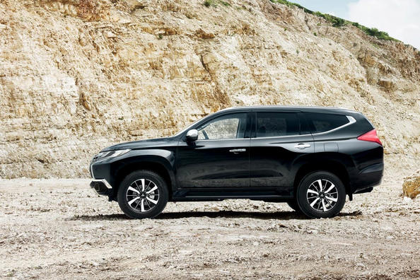 La tercera generación del todoterreno Mitsubishi Pajero Sport Foto 2