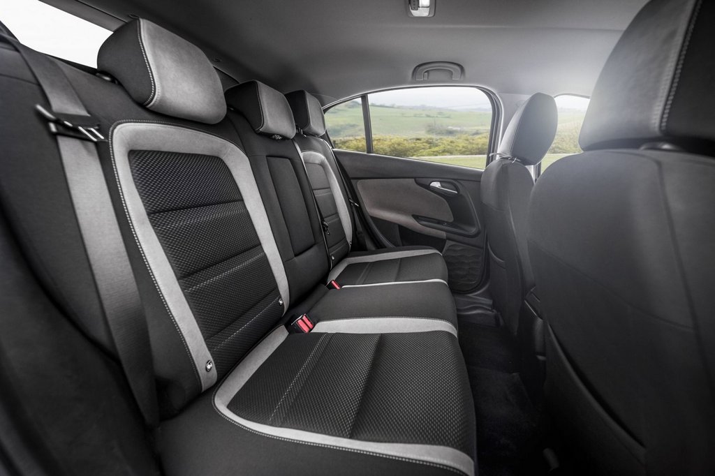 Revisión del hatchback Fiat Tipo Hatchback