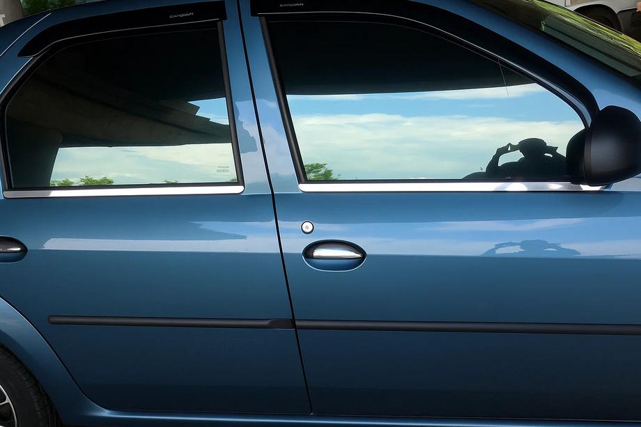 Dacia Logan I 2005-2008 Molduras de ventanas acero inoxidable (4 uds) OmsaLine - Acero Inoxidable Italiano Image