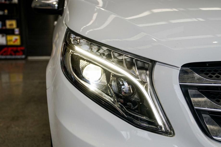 Mercedes Vito/V-class W447 2014- Faros delanteros diseño V-Class LED (para Vito, juego de 2) Image