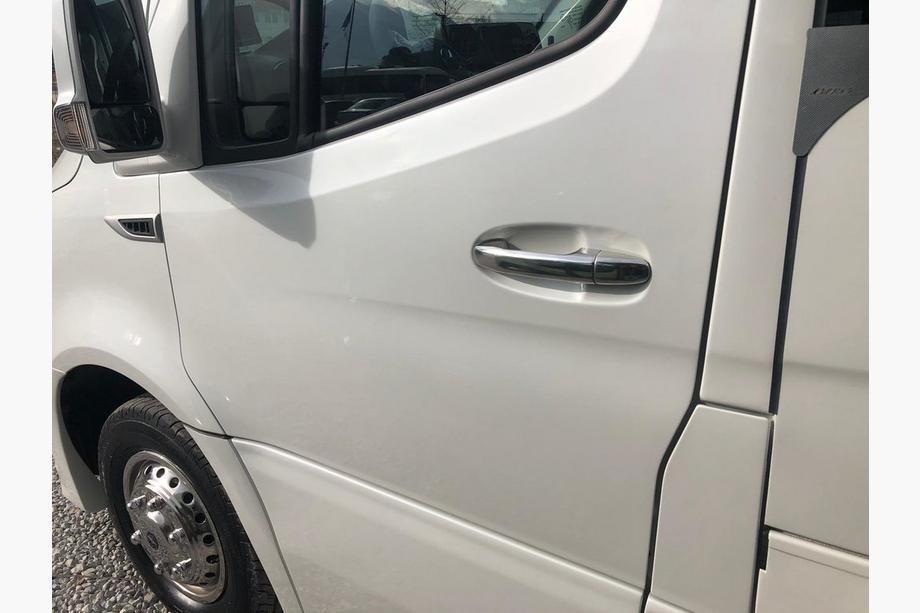 Mercedes Sprinter W907/W910 2018- Cubiertas de manijas de puerta en acero inoxidable 4 uds, OmsaLine - Acero Inoxidable Italiano Foto 2