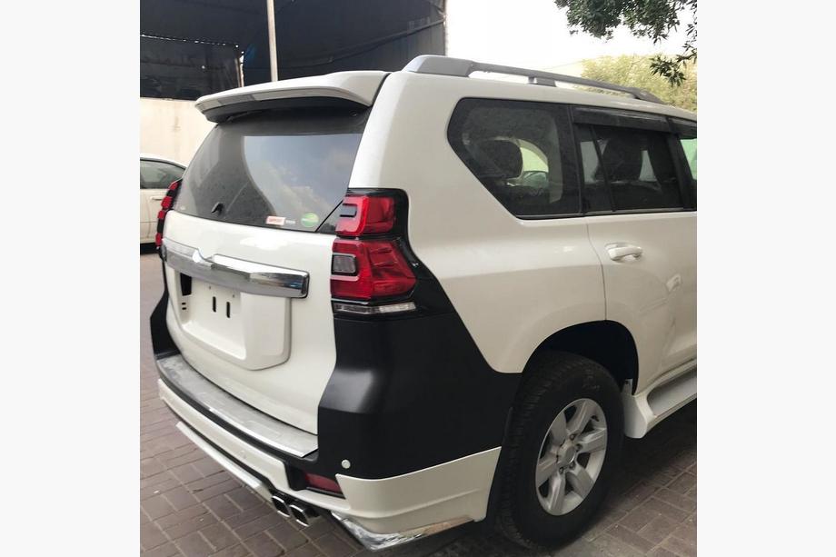 Toyota Land Cruiser Prado 150 2009-2023 Pilotos traseros LED V1 (2017-2023, 2 uds.) Foto 3