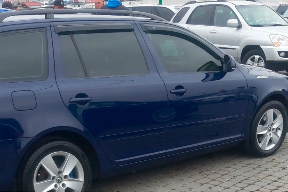 Skoda Octavia II A5 2006-2010 Deflectores de Ventana SW (4 uds, HIC) Foto 2
