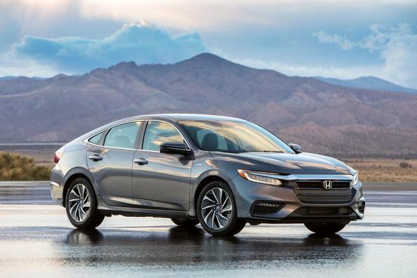 El examen híbrida de la berlina Honda Insight
