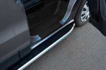 Citroen Nemo 2007-2017 Estribos Laterales Fullmond (2 uds., Aluminio) foto 1