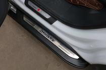 Audi Q7 2015–2026 Estribos Laterales OEM V3 (2 uds., Aluminio) foto 12
