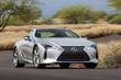 El examen de un coupé deportivo de Lexus LC 500 foto 4