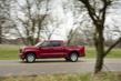 El examen de una camioneta Chevrolet Silverado de la nueva generación foto 2